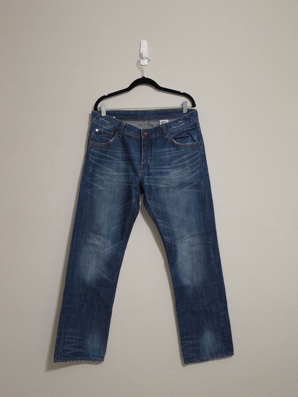 H&M Men's Relaxed Low Waiat 34/32 Distressed Blue Straight Denim Jeans